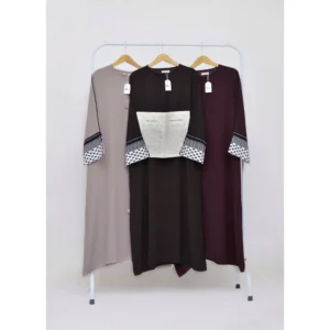 ladybydeen | keffiyeh abaya x @hafshahcoacoh